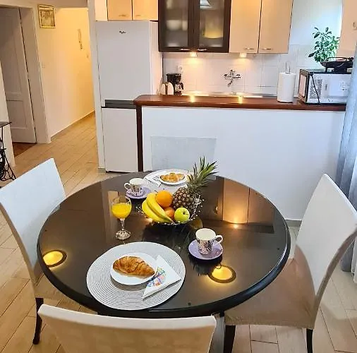 Sara Poljud Apartman