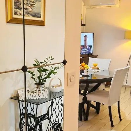 Sara Poljud Apartment Split