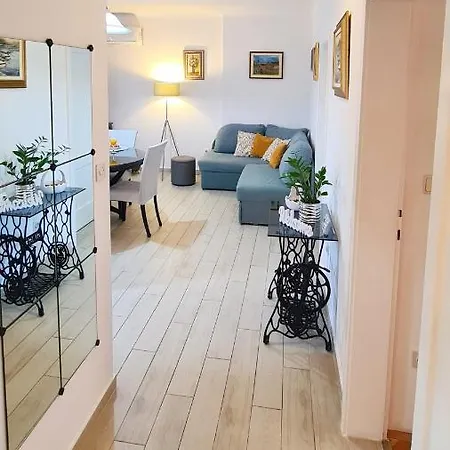 Sara Poljud Apartament Split