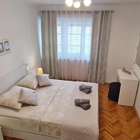 Sara Poljud Apartment Split